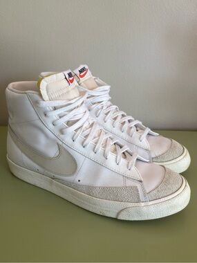 Nike Blazer Mid '77